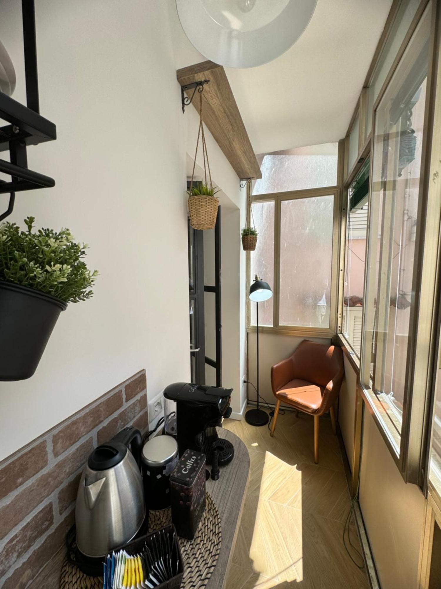 Gennarino Apartments - Panorama Suite With Balcony And Urban Loft Наполи Екстериор снимка